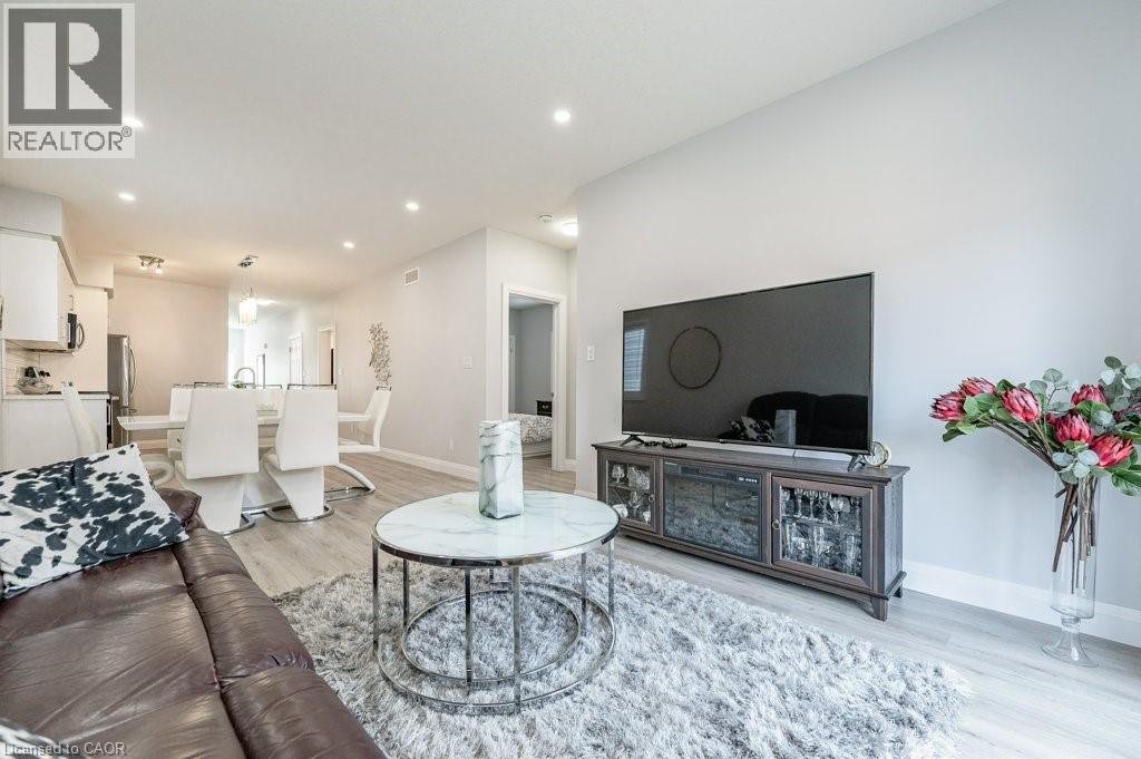 Photo 21 of 204 Fifth Avenue, Kitchener ON