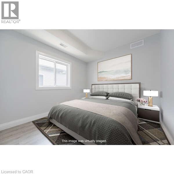 Photo 32 of 204 Fifth Avenue, Kitchener ON