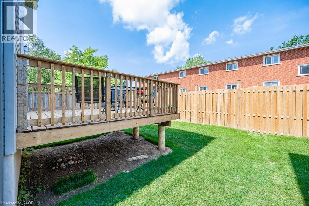 Photo 44 of 204 Fifth Avenue, Kitchener ON