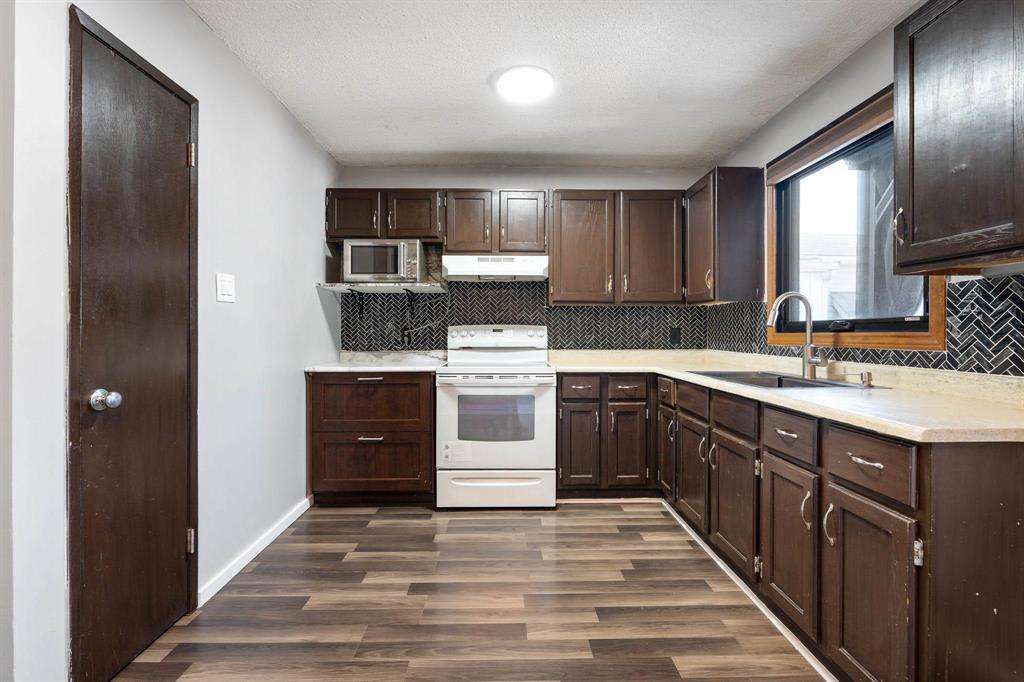 Photo 8 of 35 Brewer Crescent, Winnipeg MB