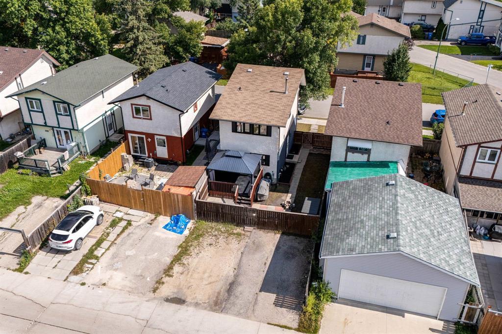 Photo 37 of 35 Brewer Crescent, Winnipeg MB