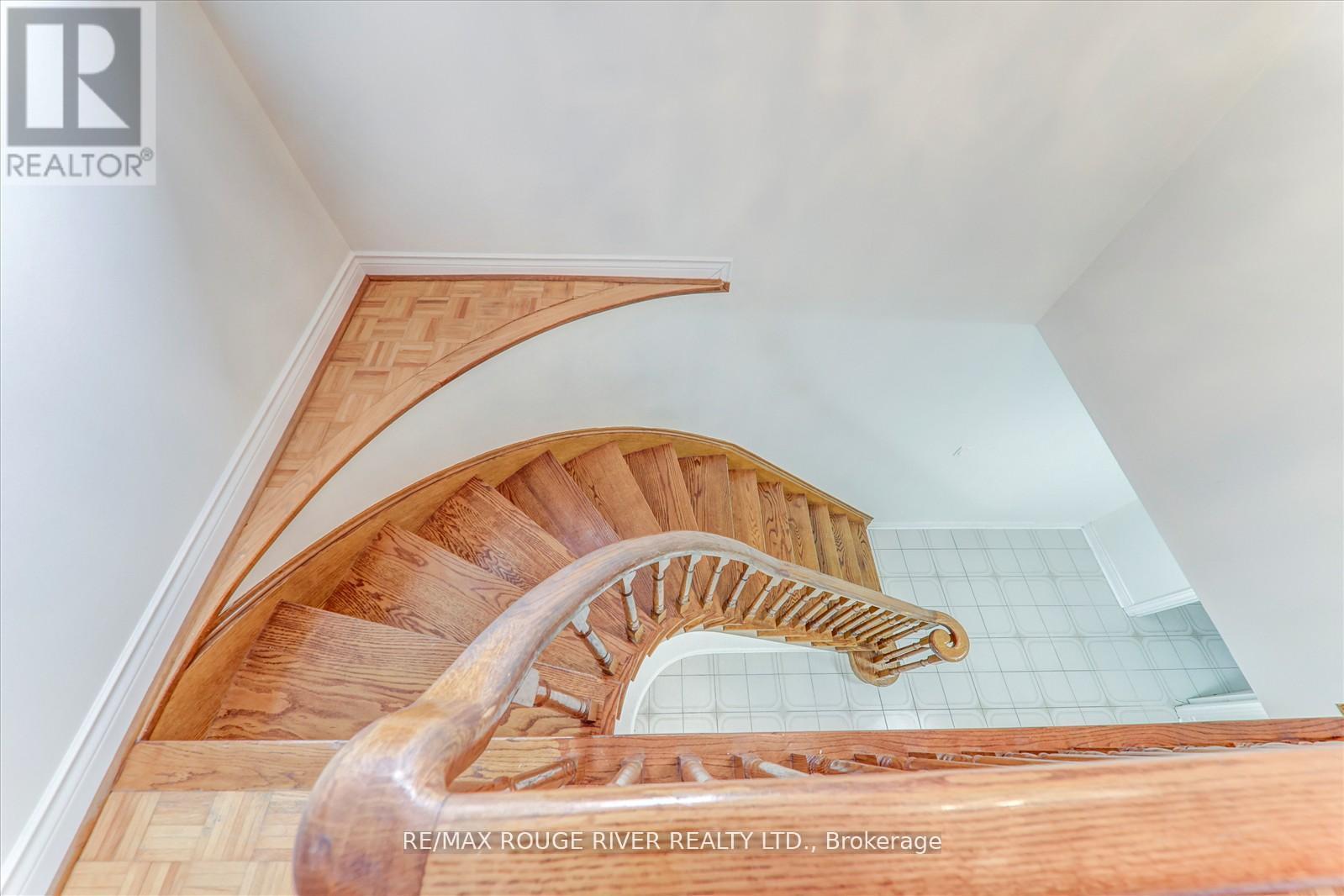 Photo 19 of 23 Jackman Crescent, Vaughan ON
