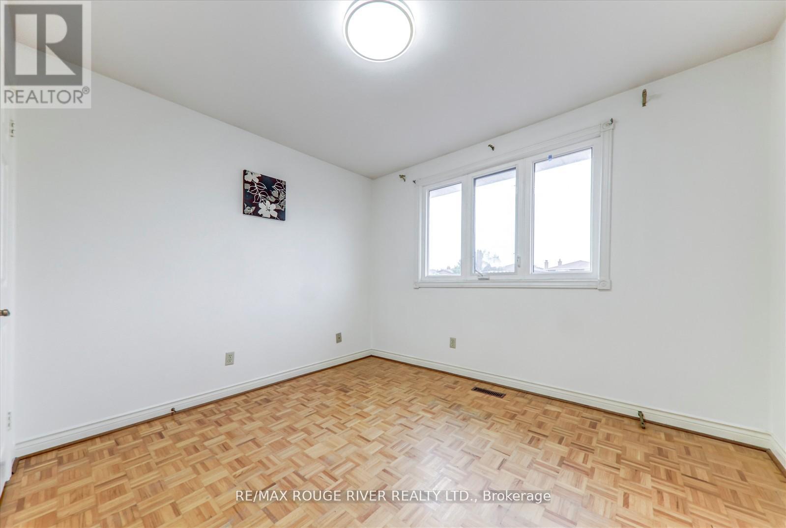 Photo 24 of 23 Jackman Crescent, Vaughan ON