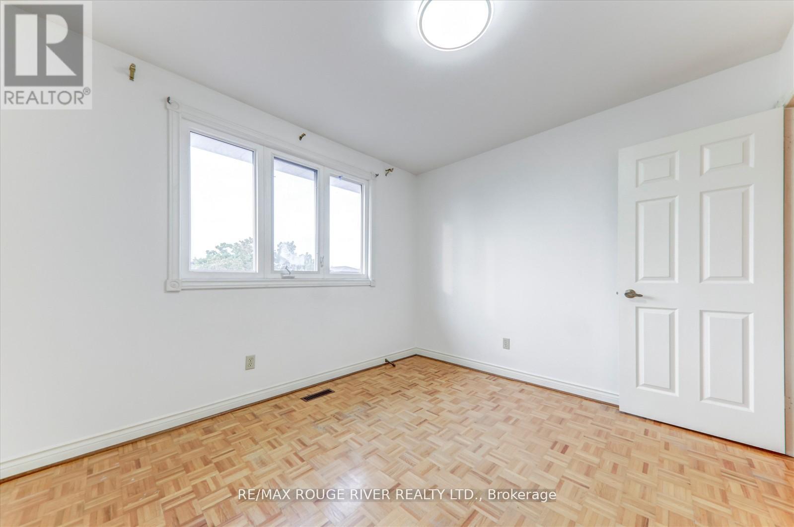 Photo 25 of 23 Jackman Crescent, Vaughan ON