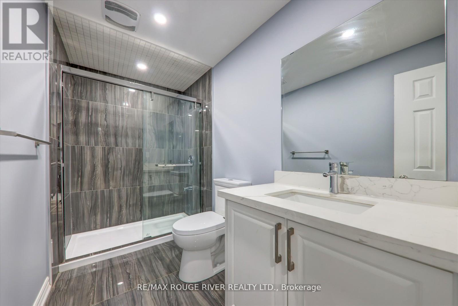 Photo 40 of 23 Jackman Crescent, Vaughan ON