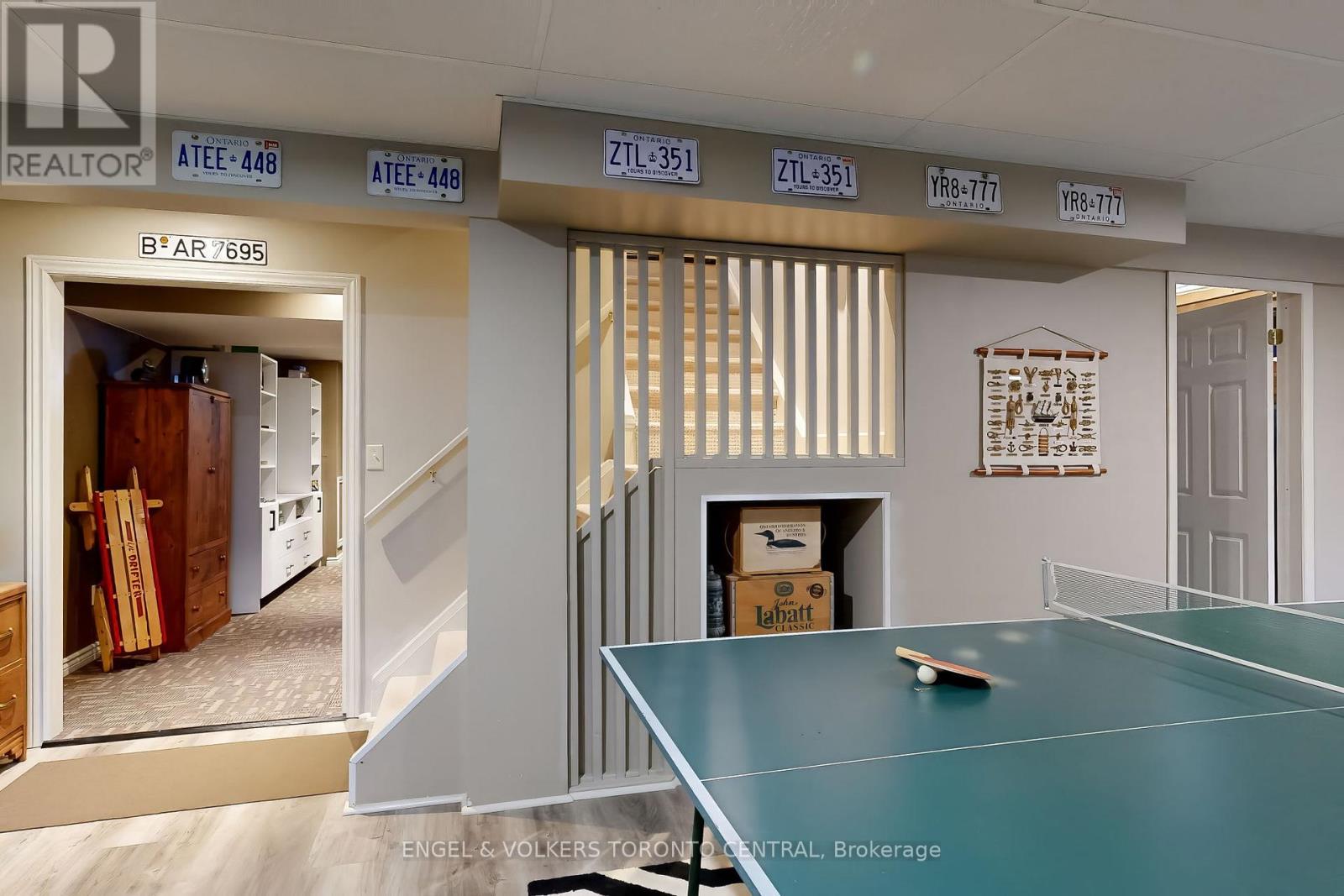 Photo 30 of 204 Killarney Grove, London North ON
