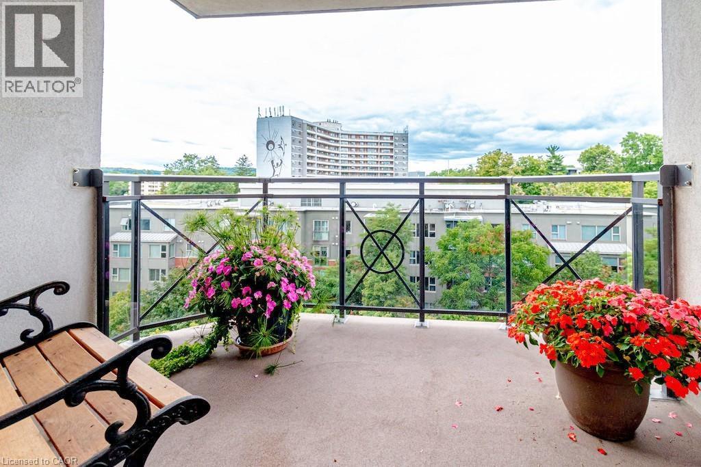 Photo 22 of 2000 Creekside Drive Unit 805, Dundas ON