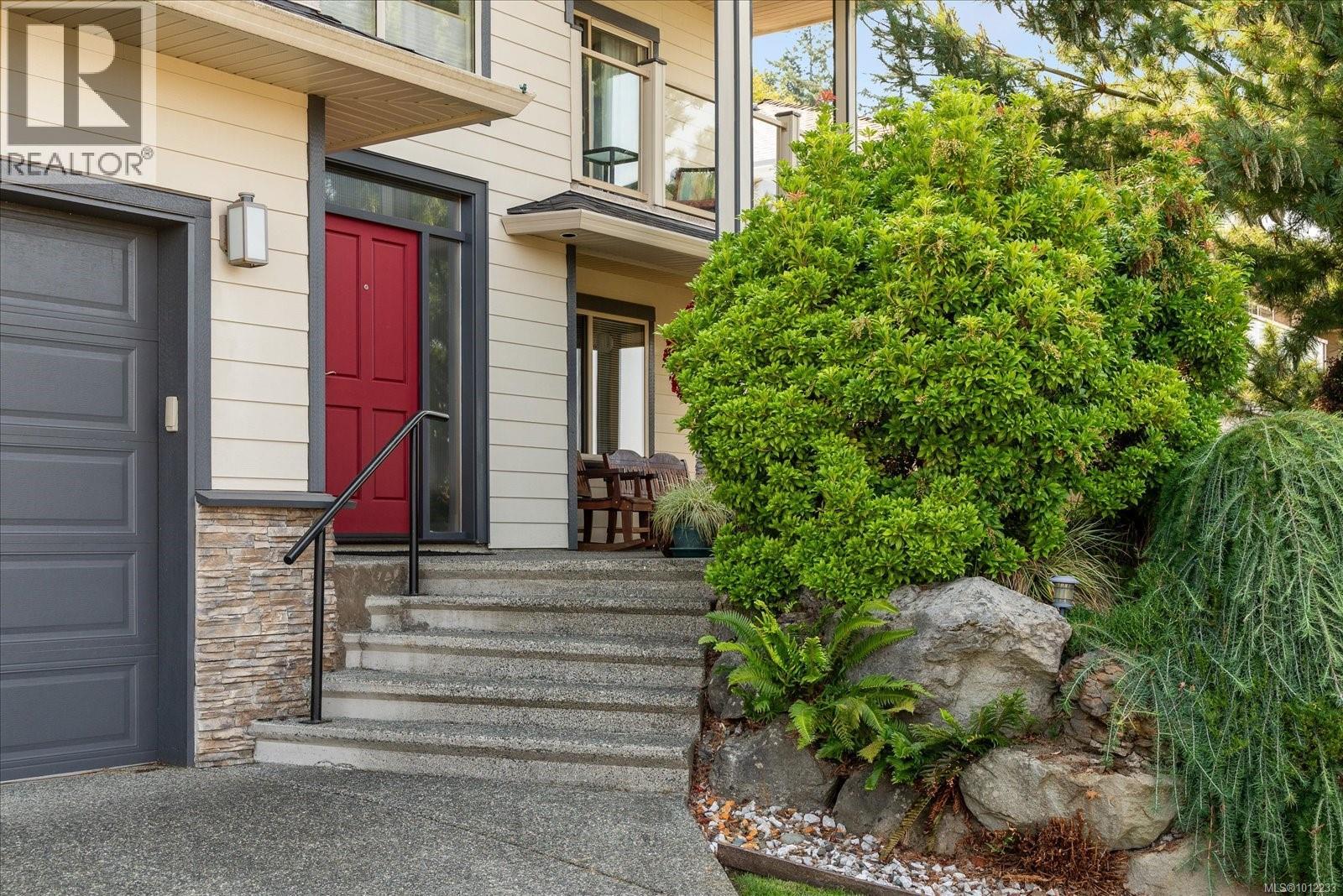 Photo 3 of 4567 Sheridan Ridge, Nanaimo BC