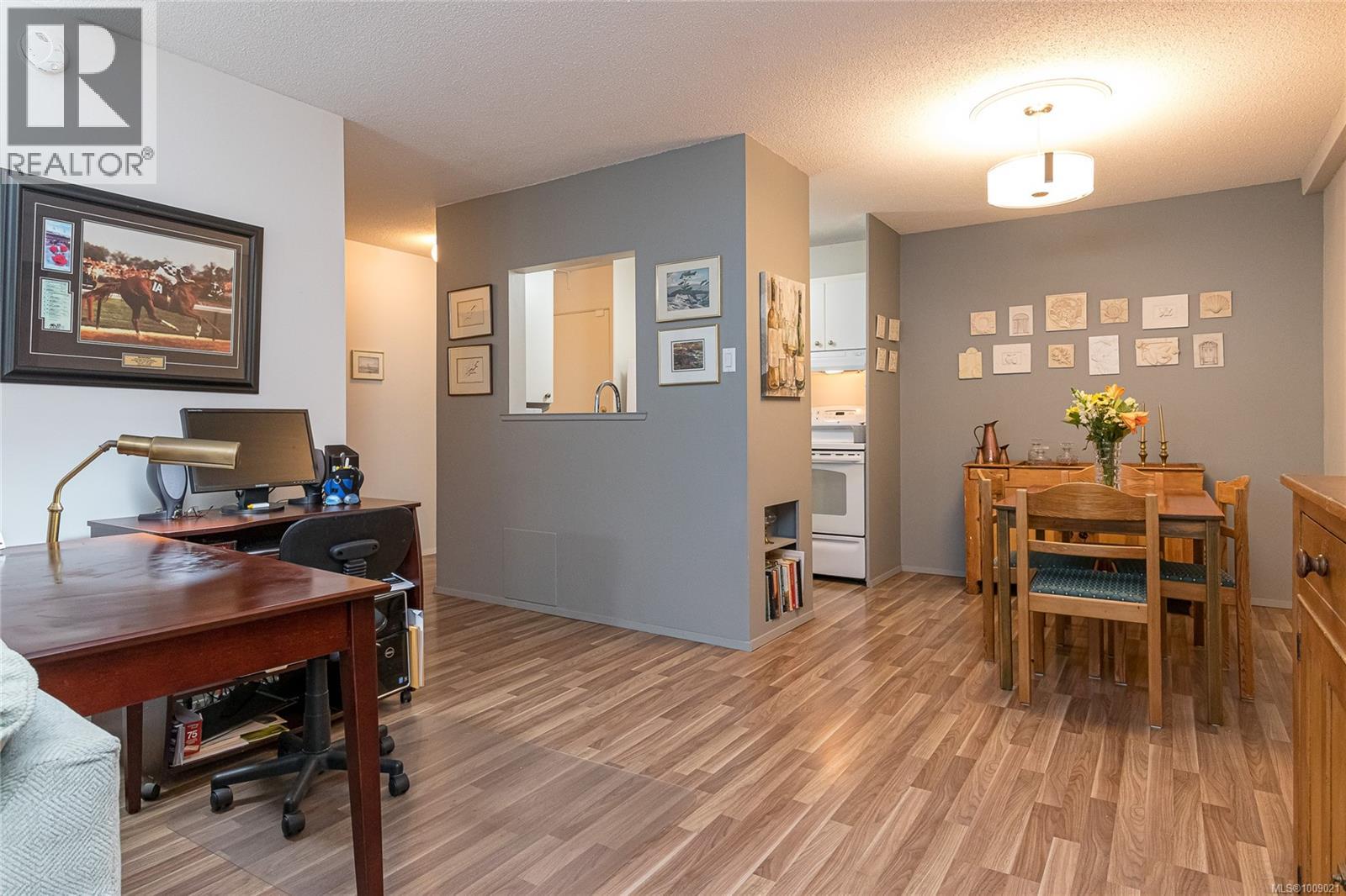 108 2040 White Birch Road, Sidney