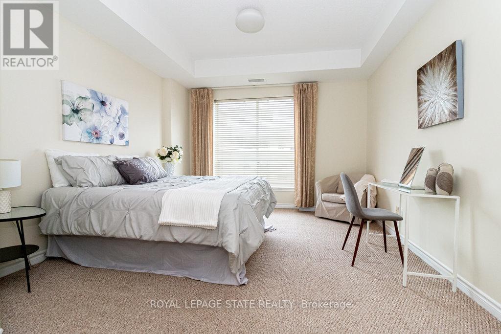 Photo 17 of 805 2000 Creekside Drive, Hamilton ON