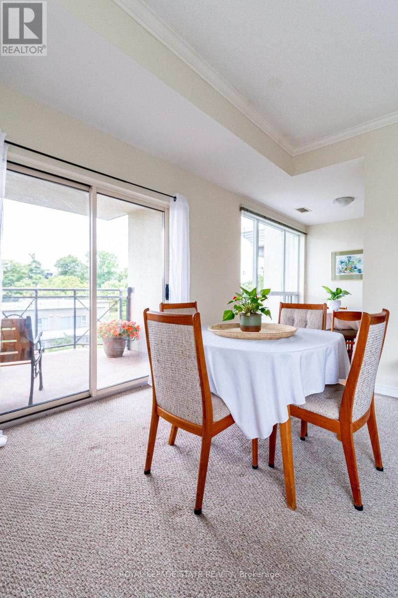 Photo 9 of 805 2000 Creekside Drive, Hamilton ON