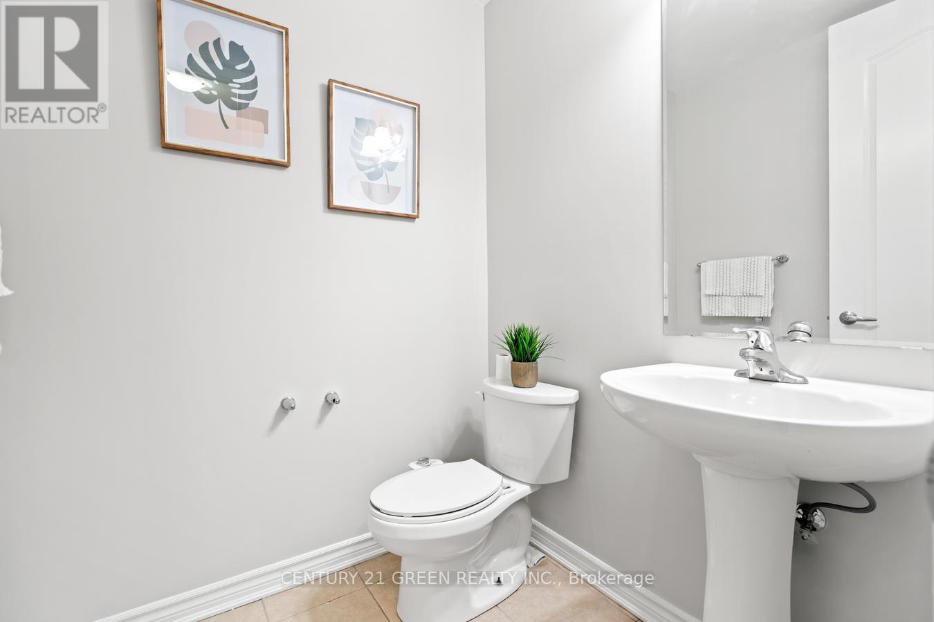 Photo 15 of 86 Leadenhall Road, Brampton ON