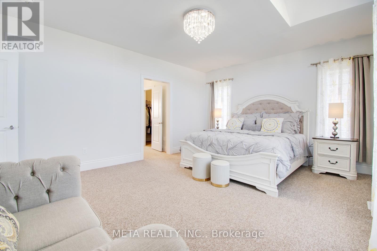 Photo 42 of 90 Broad Way, King ON