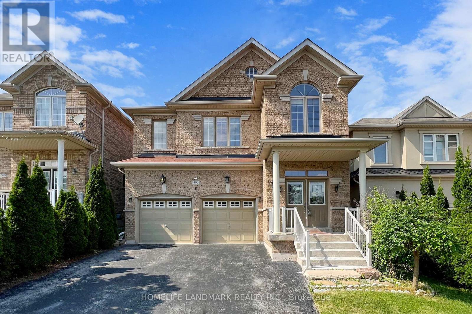 Photo 1 of 496 Foxcroft Boulevard, Newmarket ON