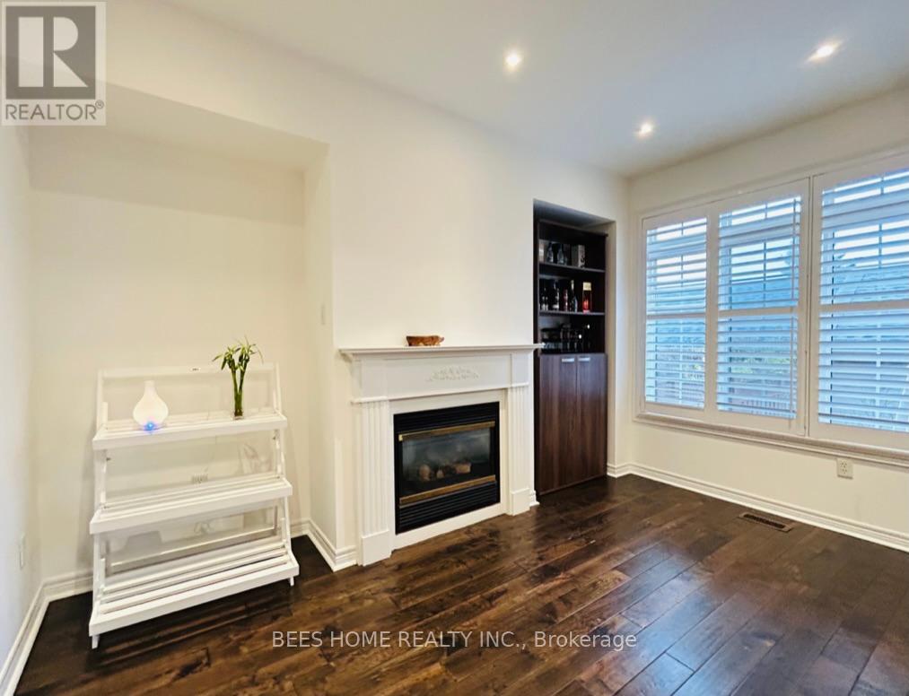 Photo 11 of 2893 Bur Oak Avenue, Markham ON