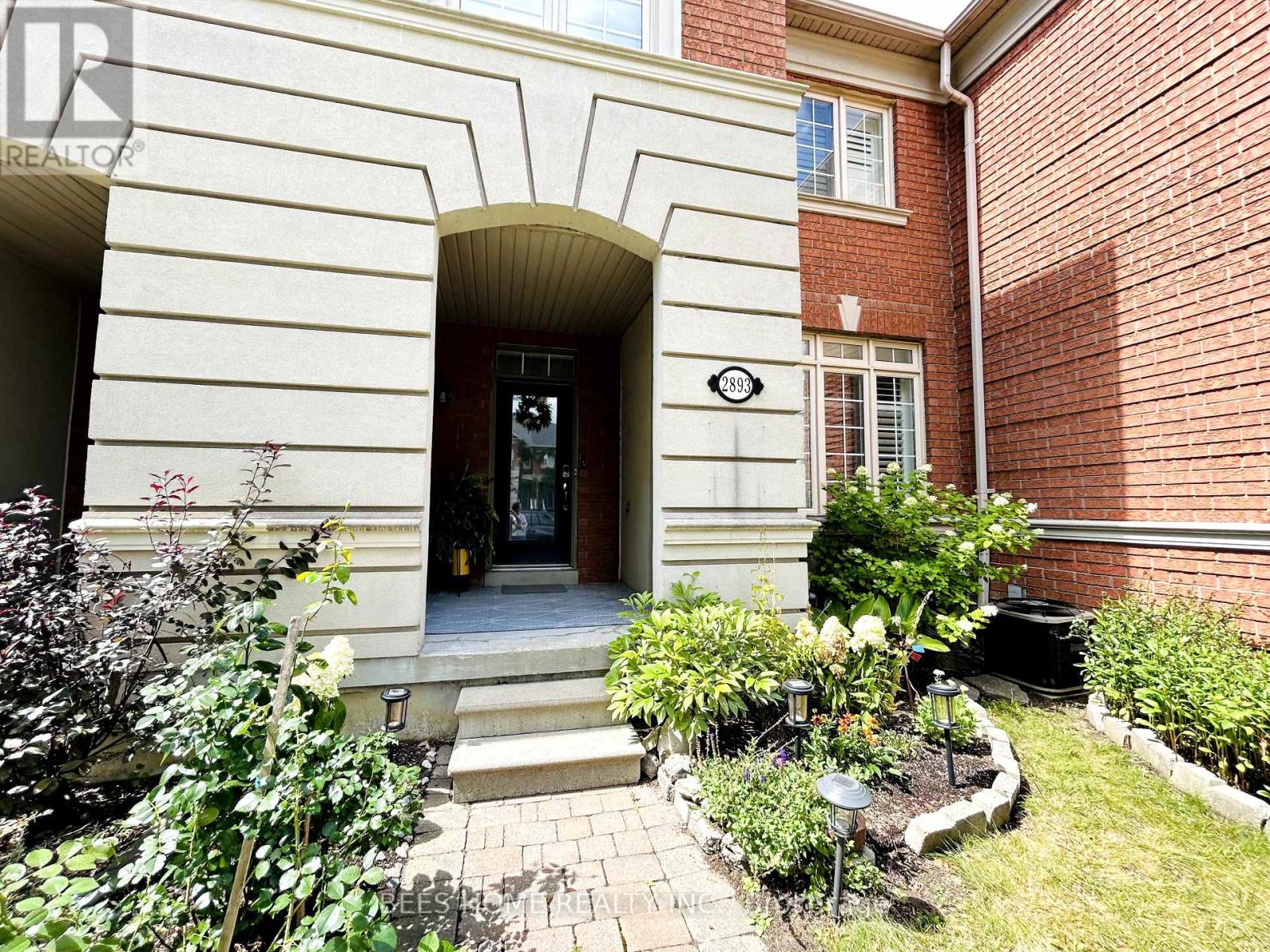 Photo 2 of 2893 Bur Oak Avenue, Markham ON