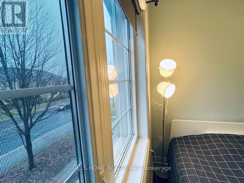 Photo 25 of 2893 Bur Oak Avenue, Markham ON