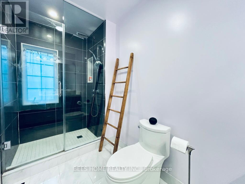 Photo 31 of 2893 Bur Oak Avenue, Markham ON