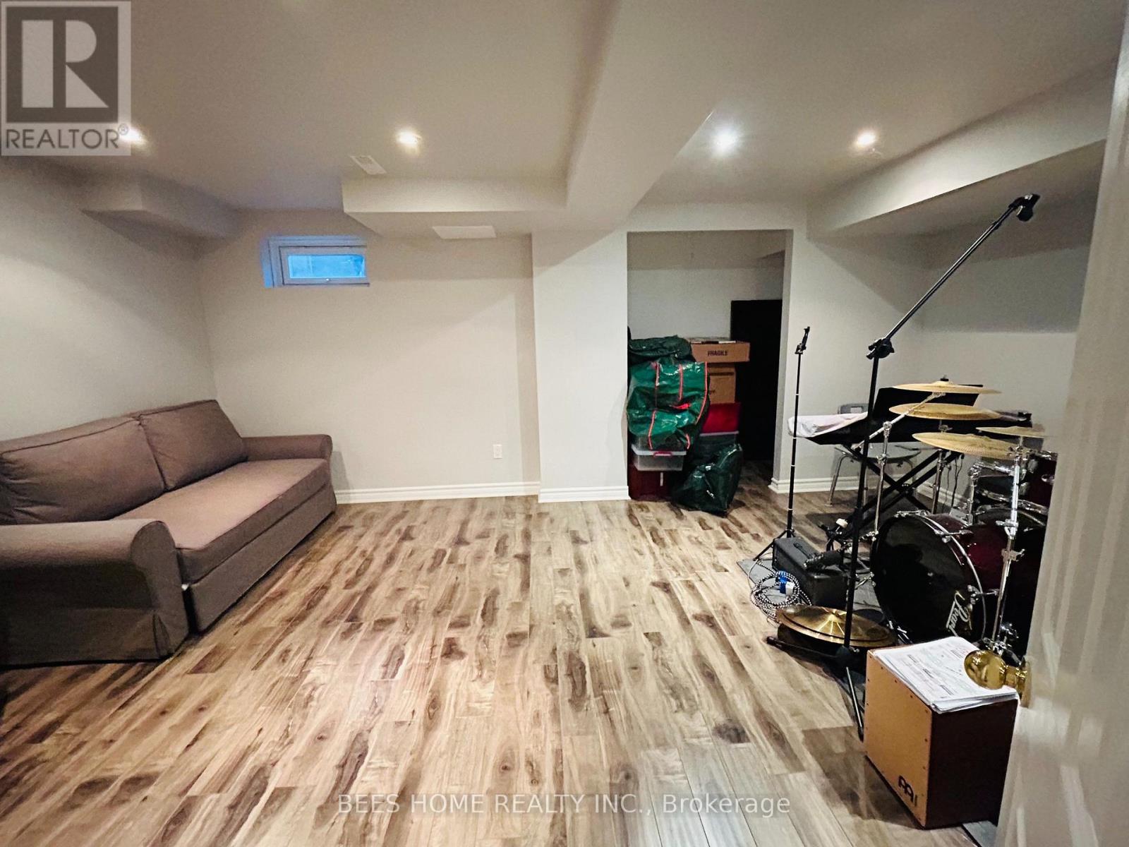 Photo 38 of 2893 Bur Oak Avenue, Markham ON