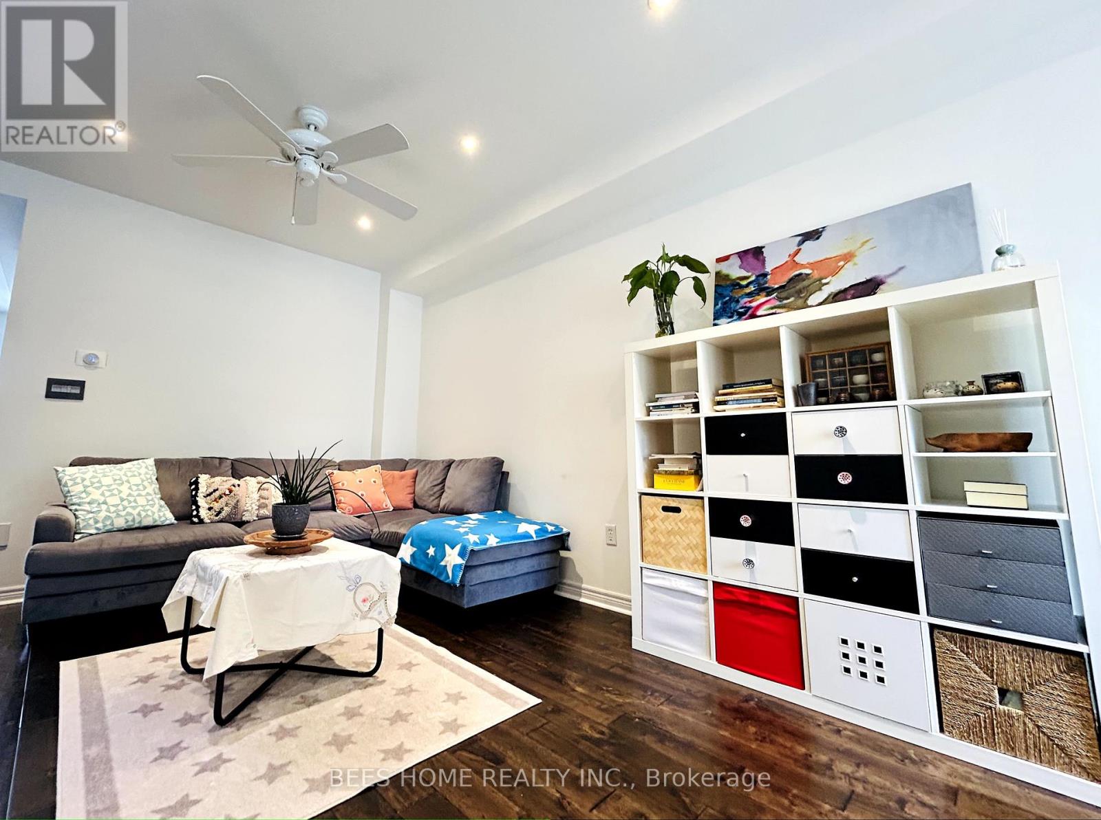 Photo 5 of 2893 Bur Oak Avenue, Markham ON