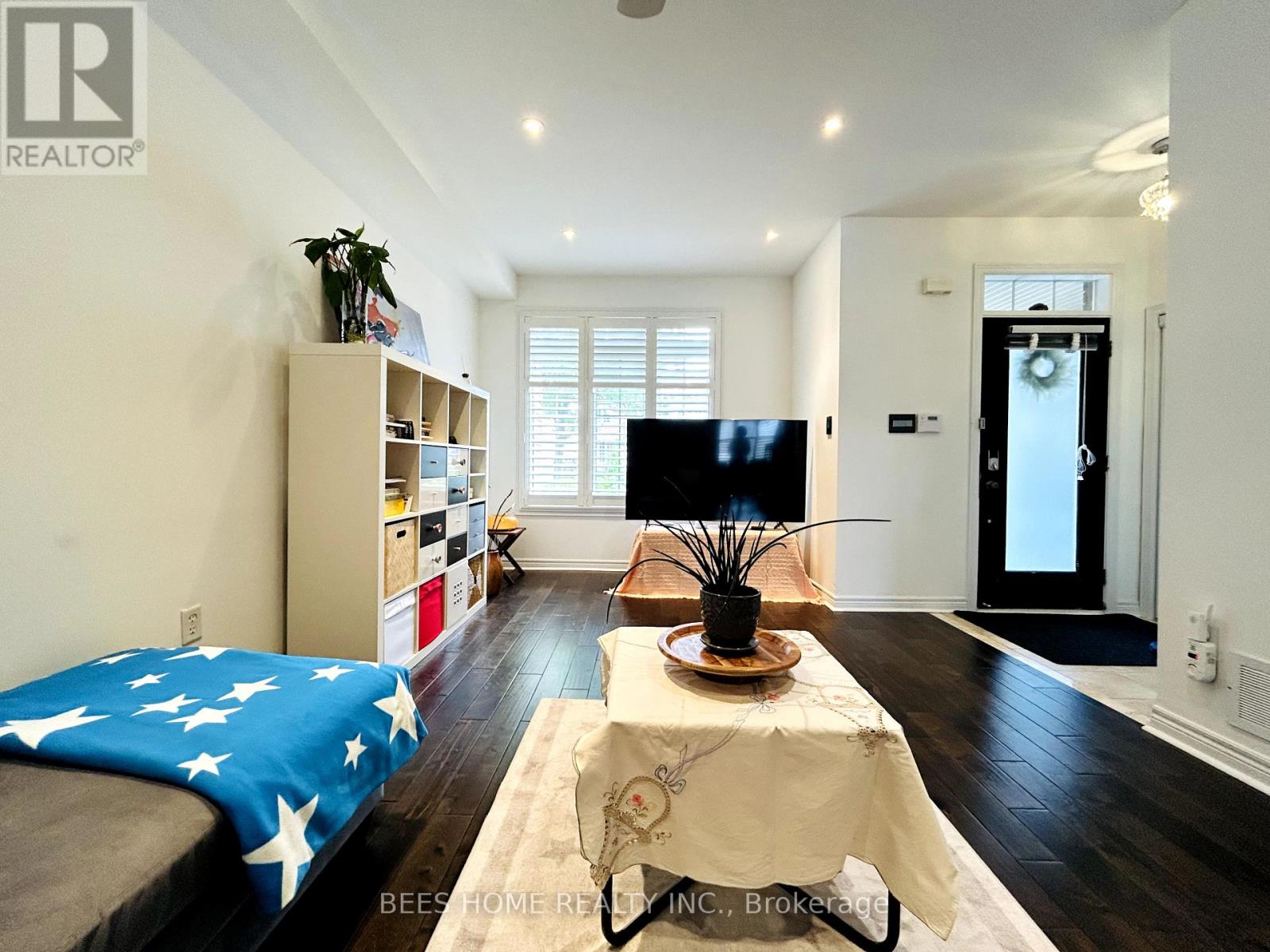 Photo 8 of 2893 Bur Oak Avenue, Markham ON