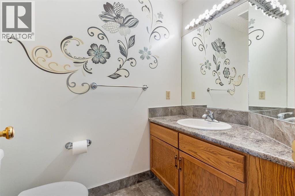 Photo 19 of 249 Applewood Place Se, Calgary AB