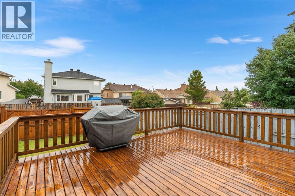 Photo 40 of 249 Applewood Place Se, Calgary AB