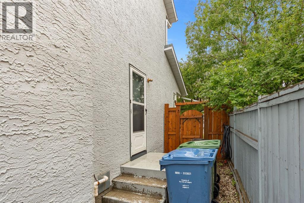 Photo 45 of 249 Applewood Place Se, Calgary AB