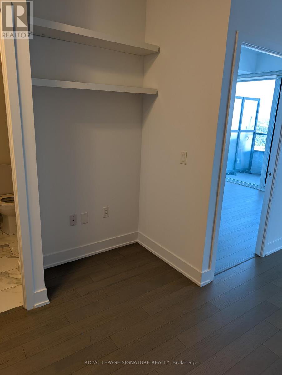Photo 13 of 3715 30 Shore Breeze Drive, Toronto ON