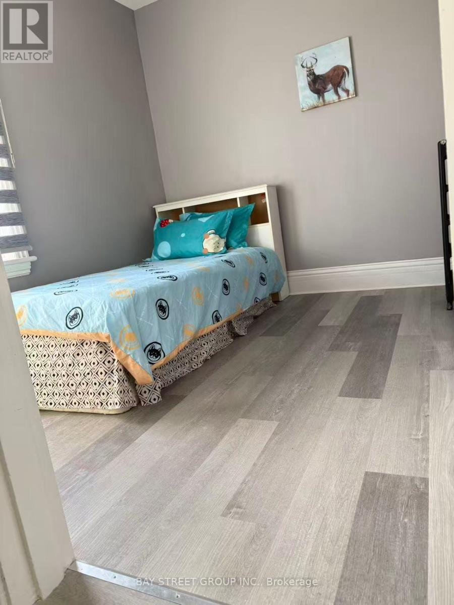 Photo 6 of 202 West 2nd Street, Hamilton ON