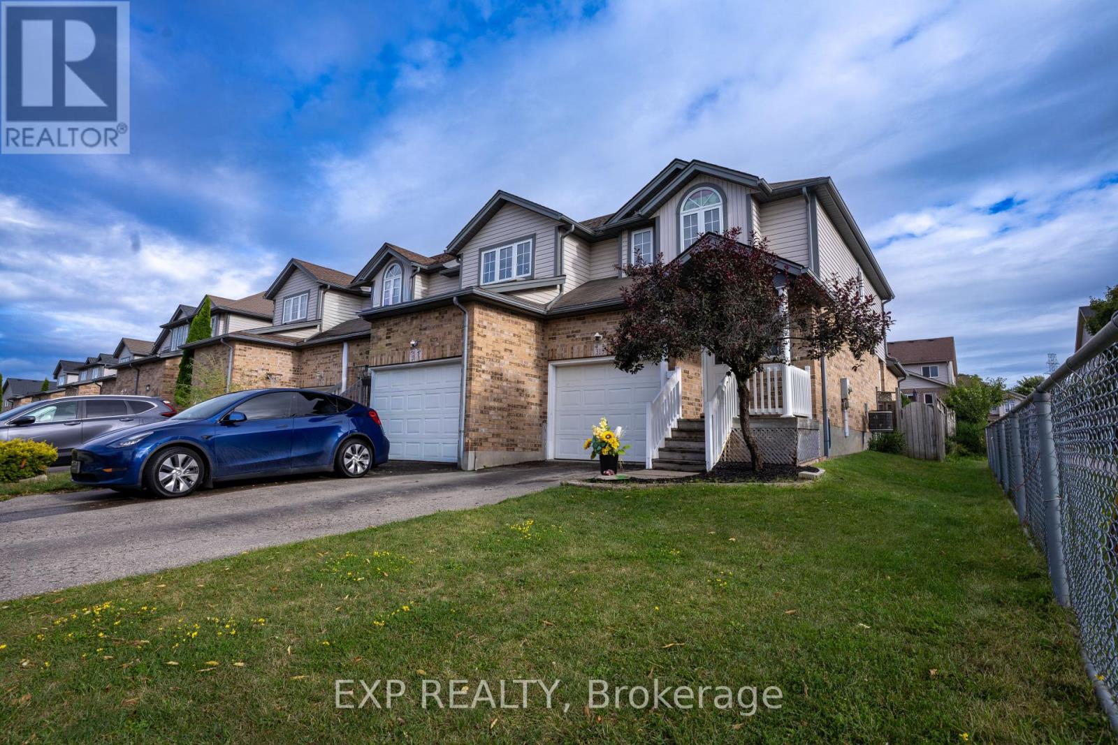 Photo 1 of 318 Activa Avenue, Kitchener ON