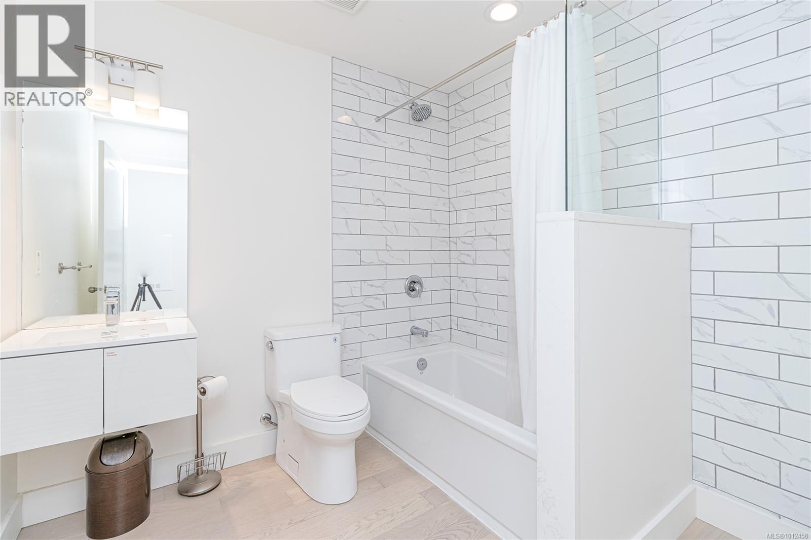 4619 Mallard Way, Cowichan Bay