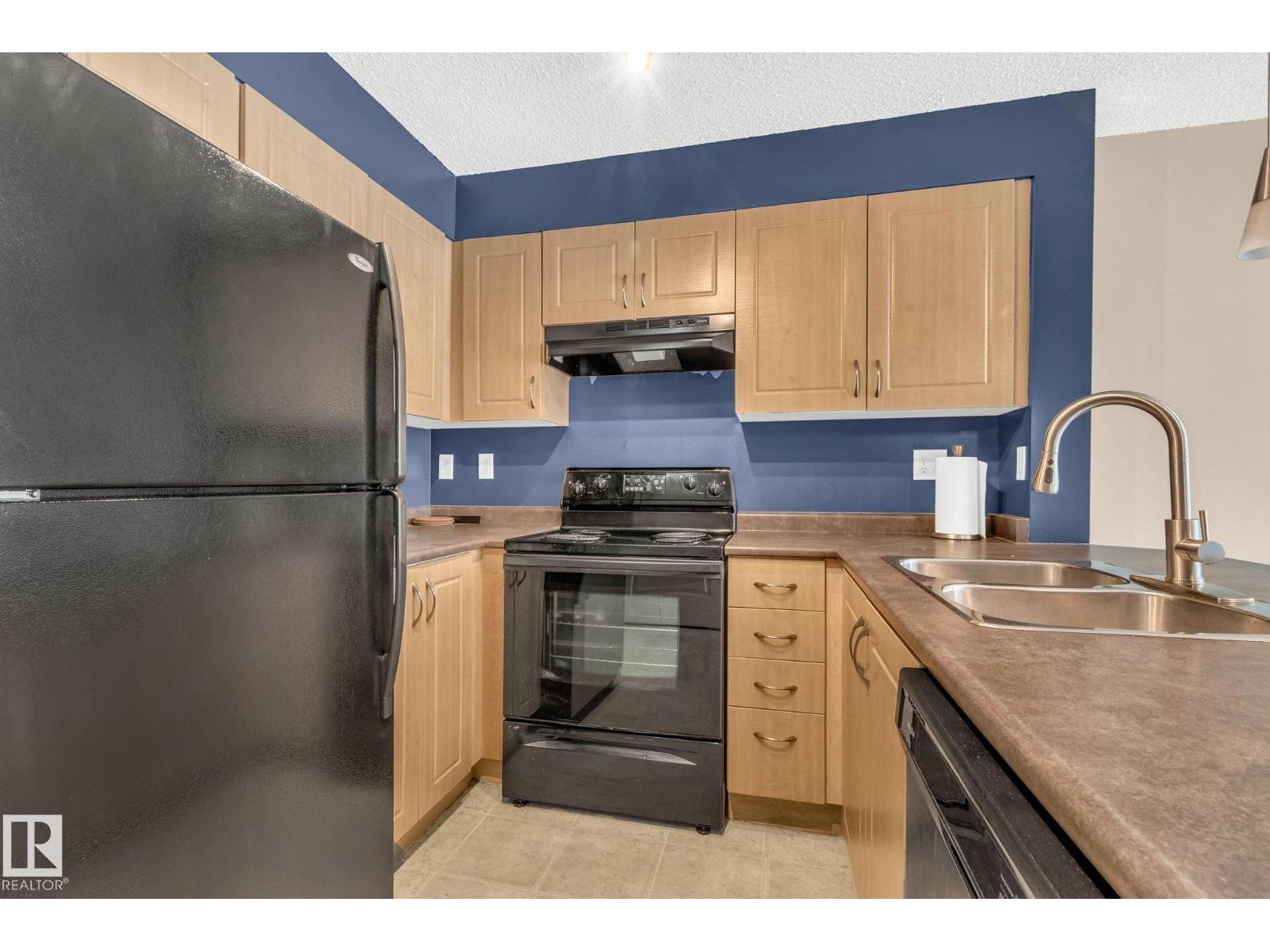 Photo 4 of 305 11441 Ellerslie Rd Sw Sw, Edmonton AB