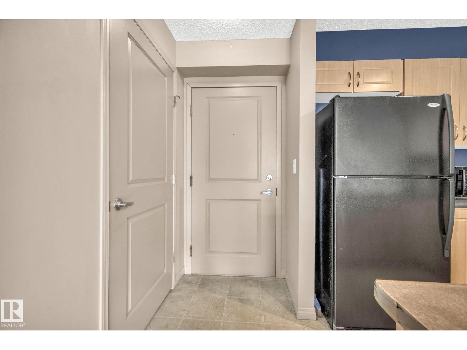 Photo 8 of 305 11441 Ellerslie Rd Sw Sw, Edmonton AB