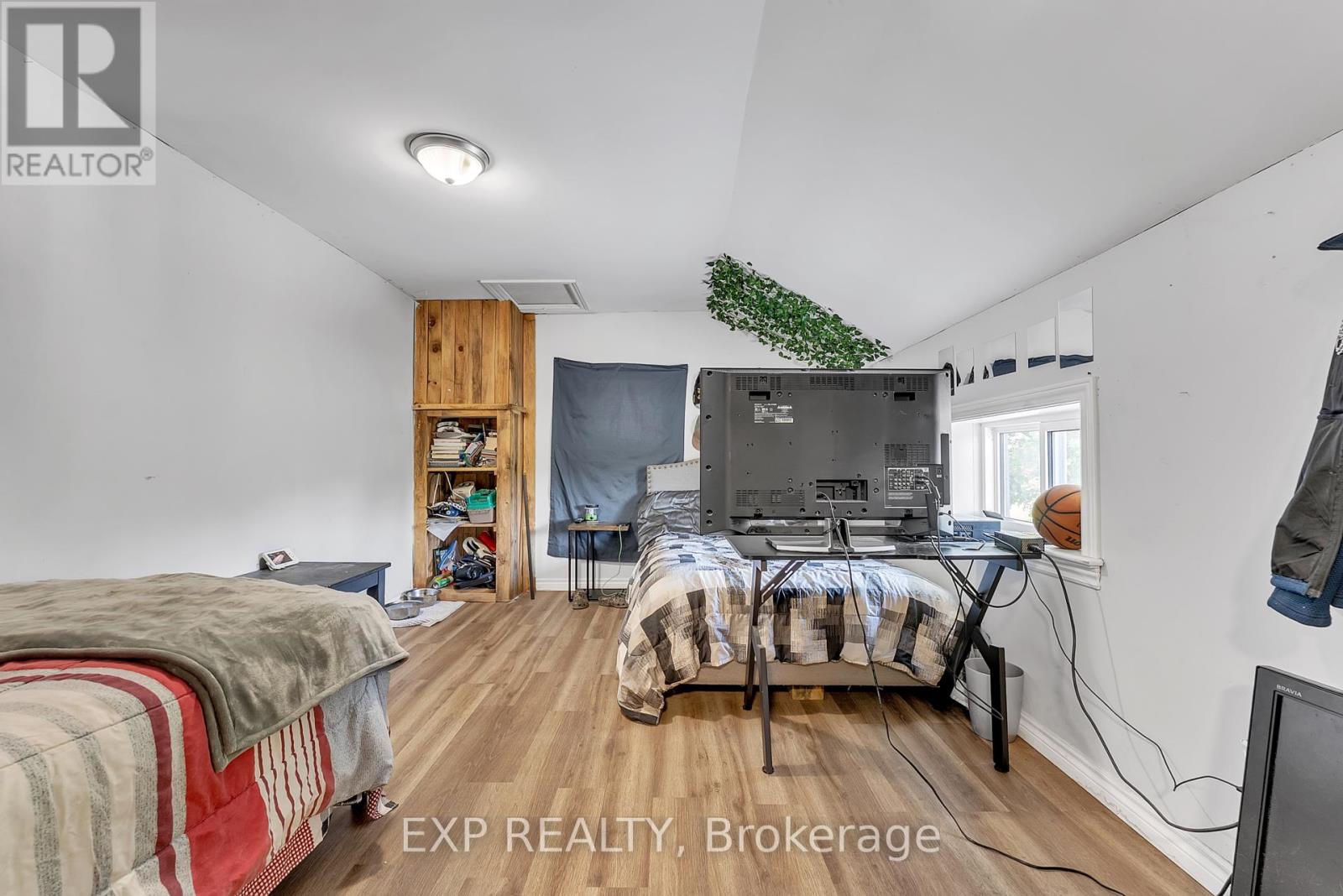 Photo 12 of 113 Pleasant Drive, Greater Napanee ON