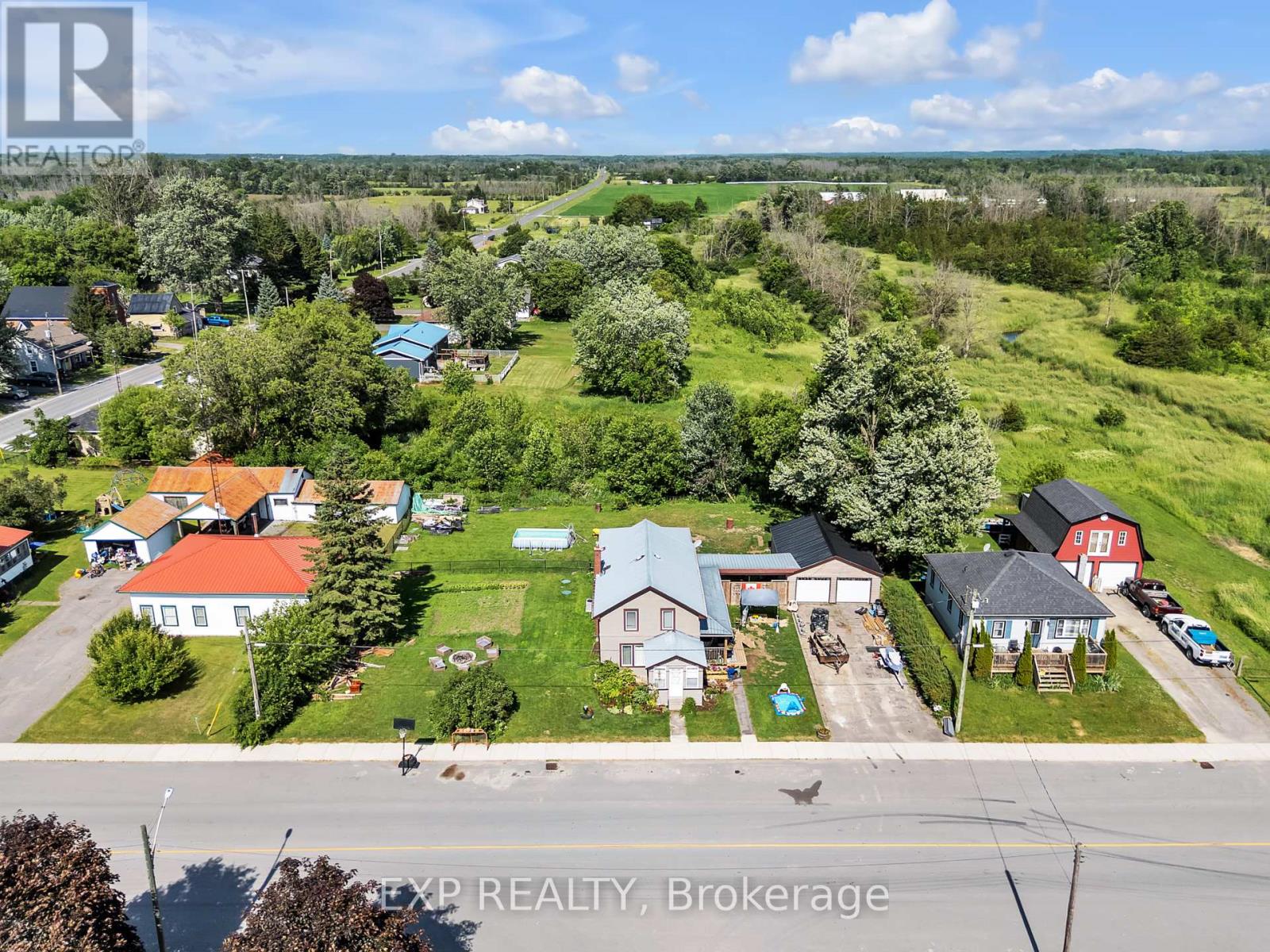 Photo 16 of 113 Pleasant Drive, Greater Napanee ON