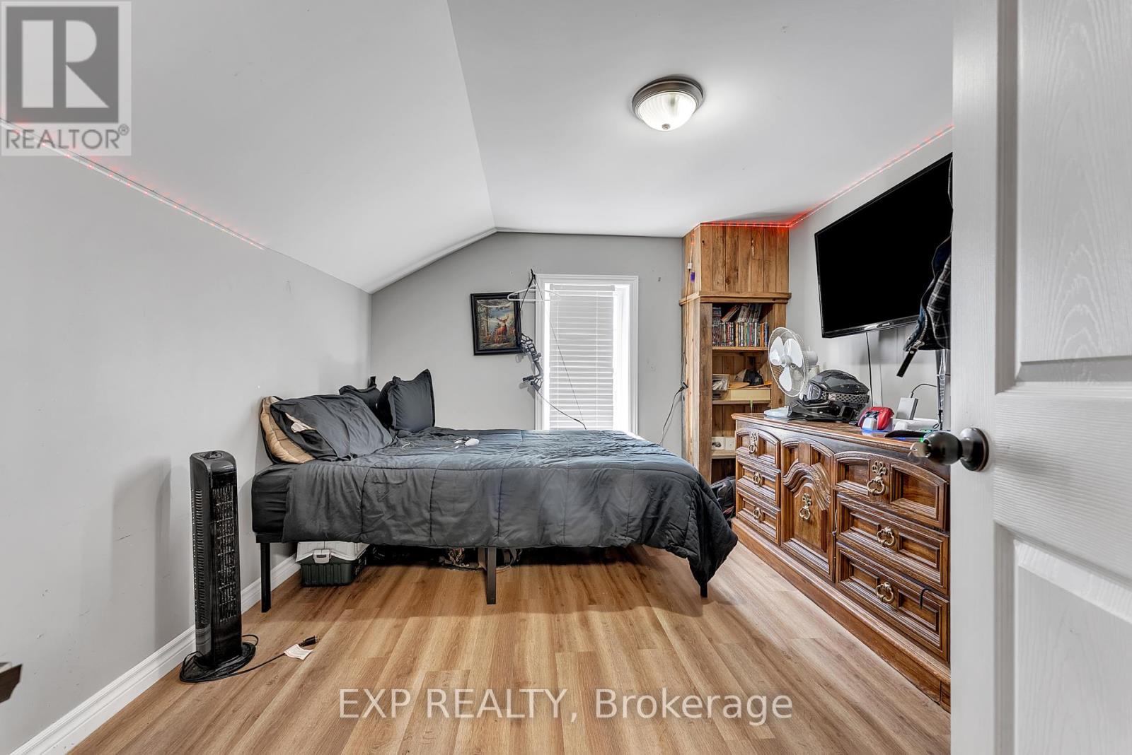 Photo 11 of 113 Pleasant Drive, Greater Napanee ON