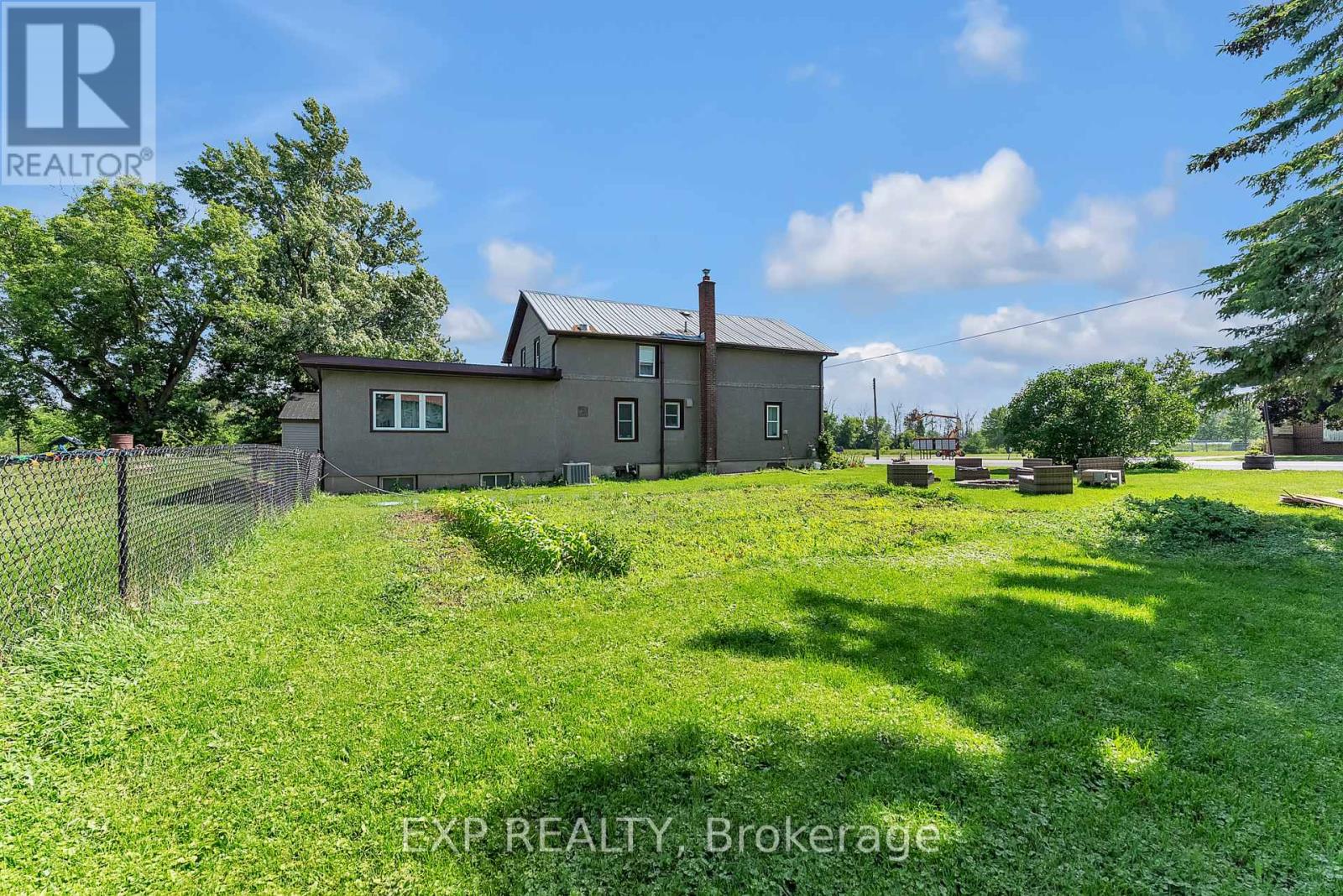 Photo 14 of 113 Pleasant Drive, Greater Napanee ON