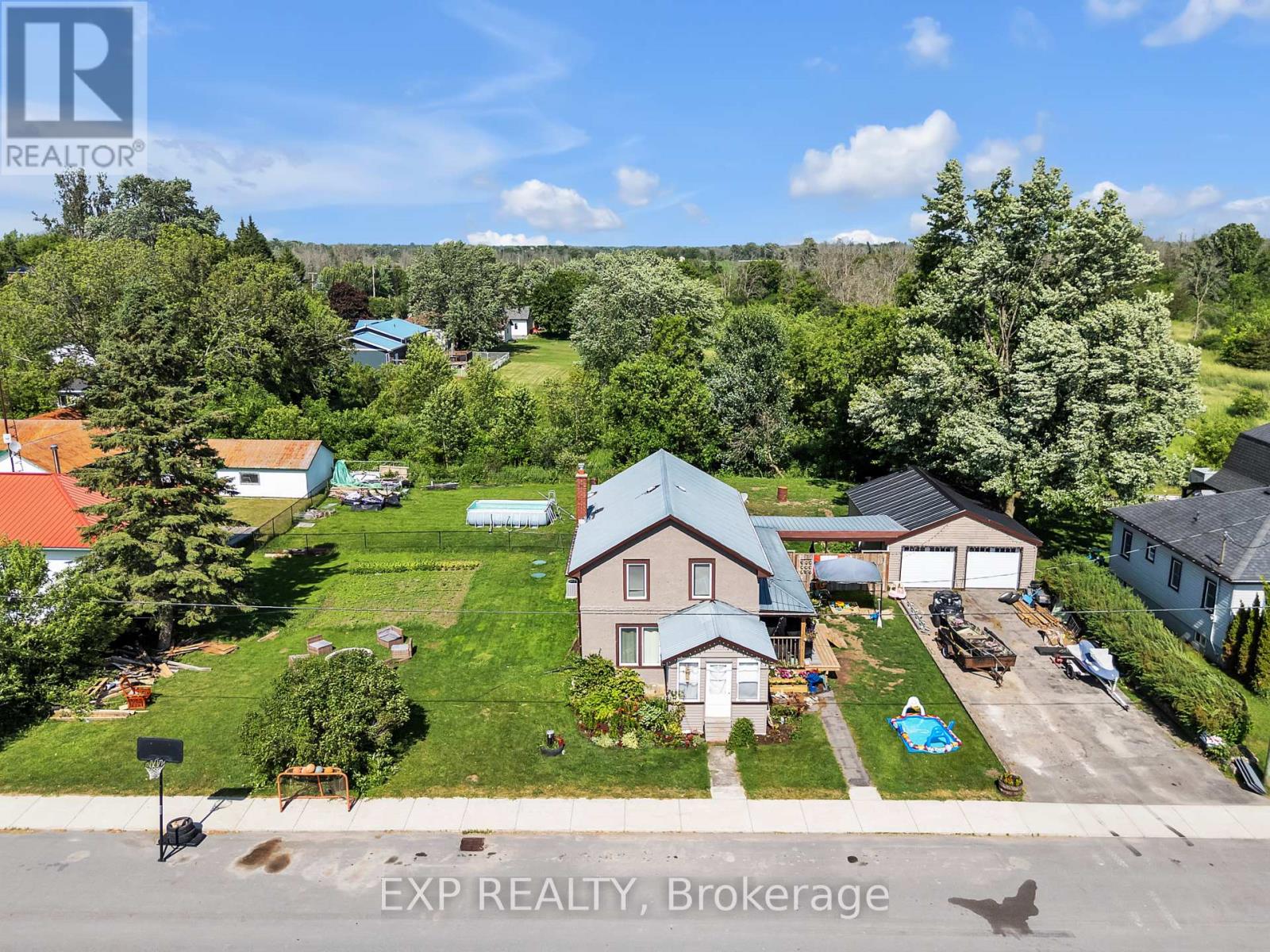 Photo 19 of 113 Pleasant Drive, Greater Napanee ON