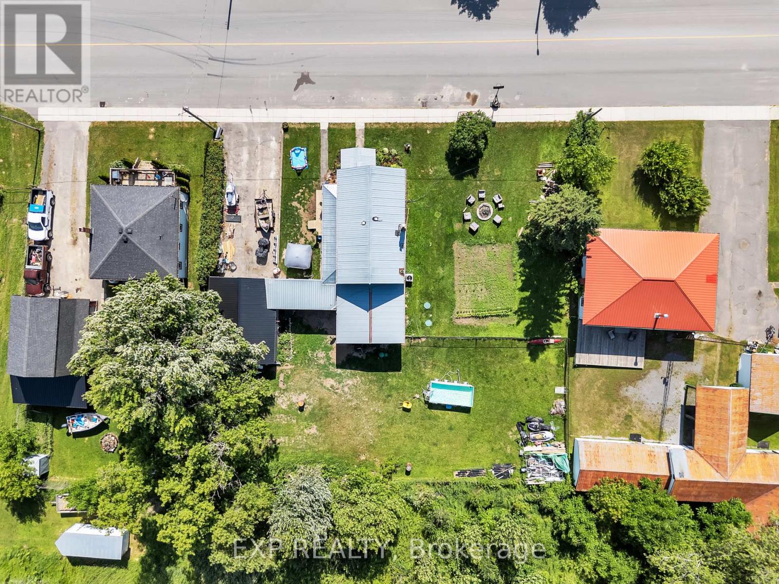 Photo 17 of 113 Pleasant Drive, Greater Napanee ON