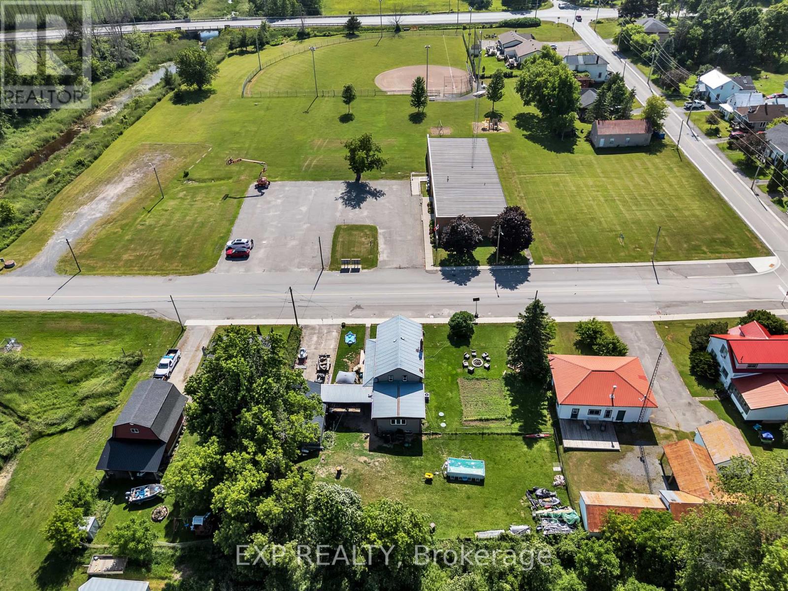 Photo 18 of 113 Pleasant Drive, Greater Napanee ON