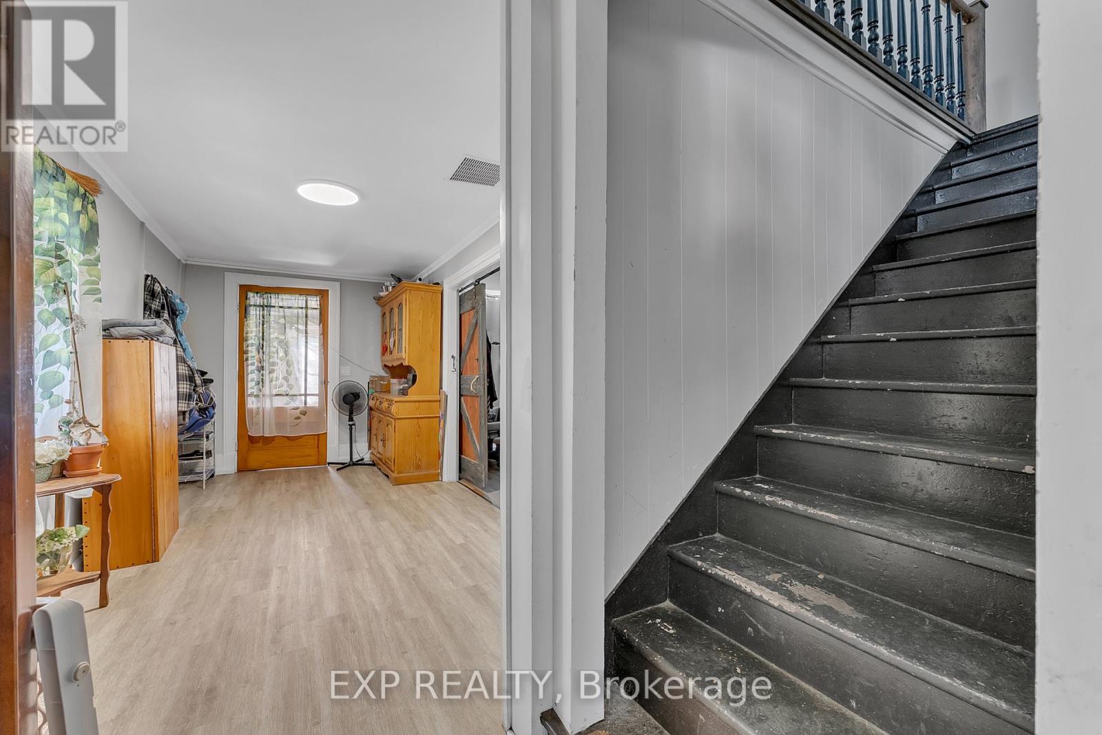 Photo 8 of 113 Pleasant Drive, Greater Napanee ON