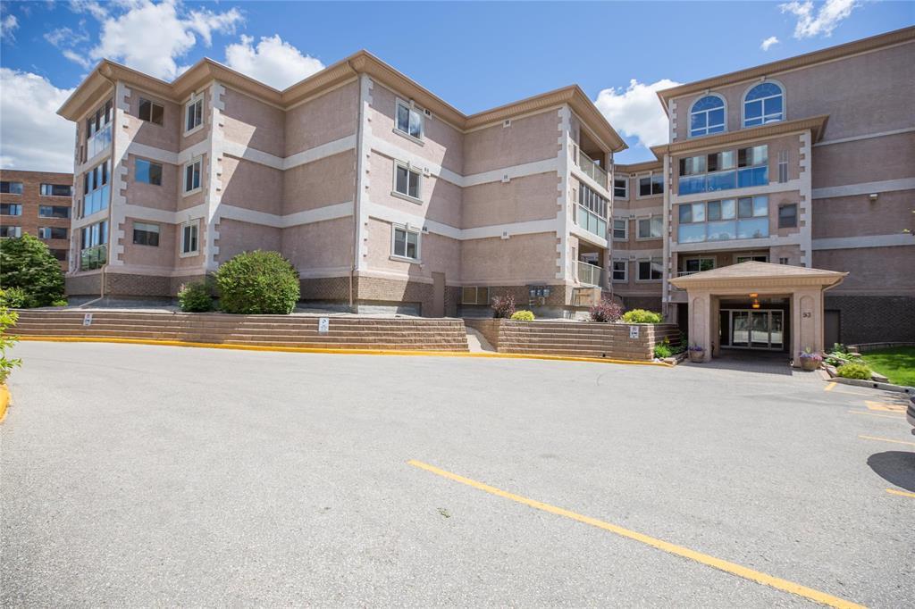 Photo 3 of 204 93 Swindon Way, Winnipeg MB