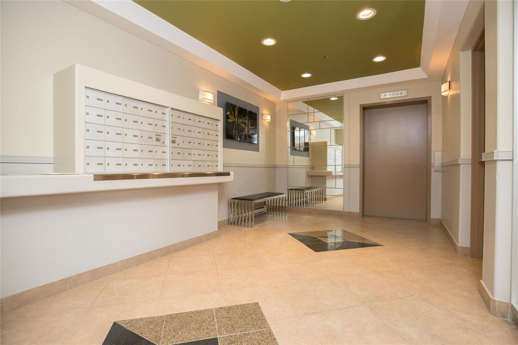 Photo 4 of 204 93 Swindon Way, Winnipeg MB