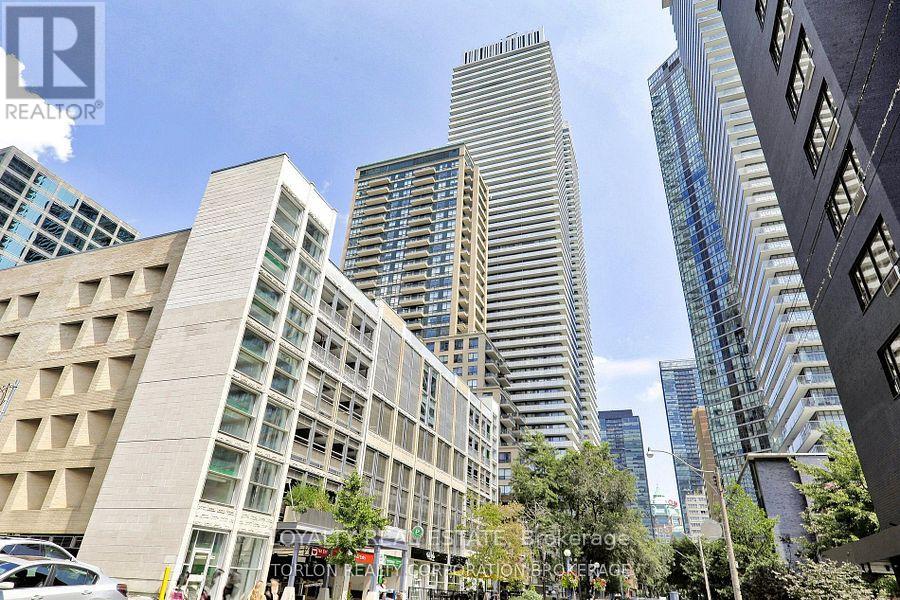 Photo 17 of 4609 42 Charles Street E, Toronto ON