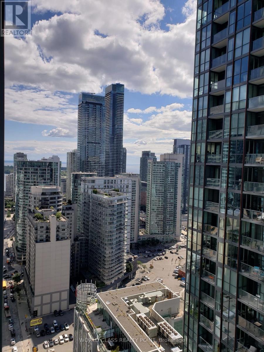 Photo 9 of 3606 115 Blue Jays Way, Toronto ON