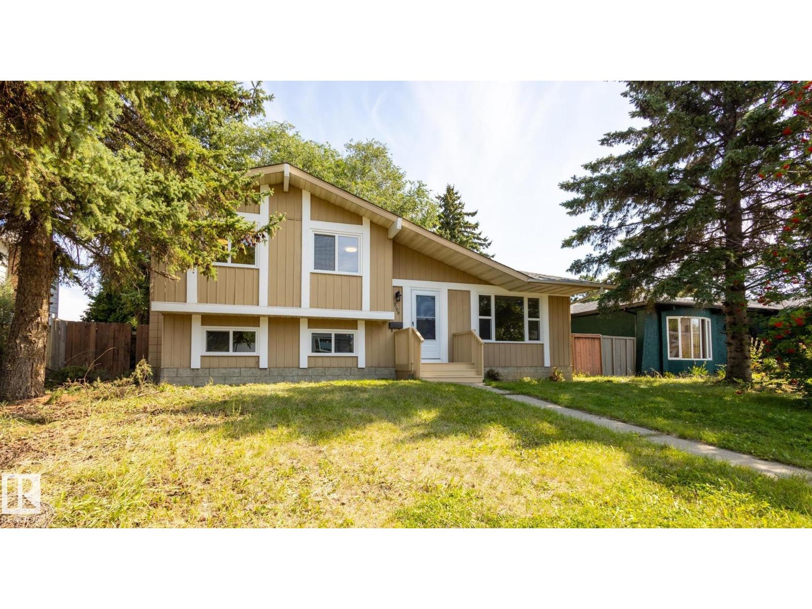 Photo 32 of 3109 110 A St Nw, Edmonton AB