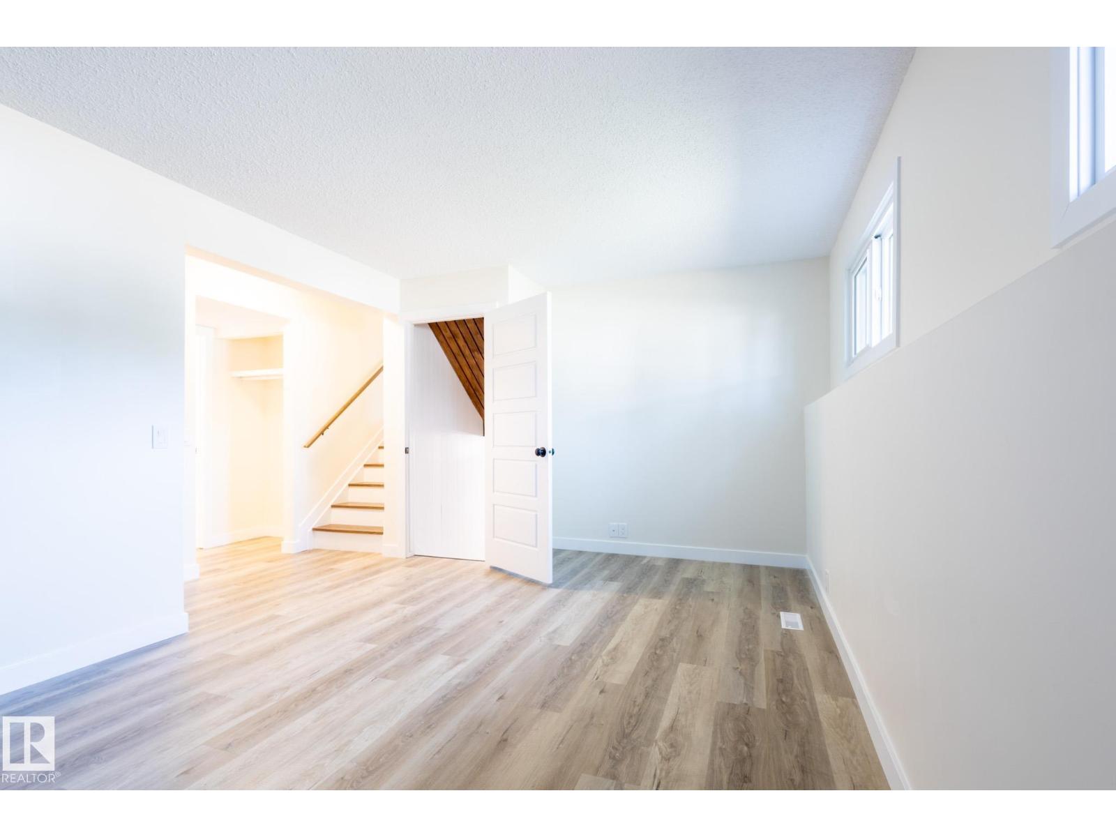 Photo 23 of 3109 110 A St Nw, Edmonton AB