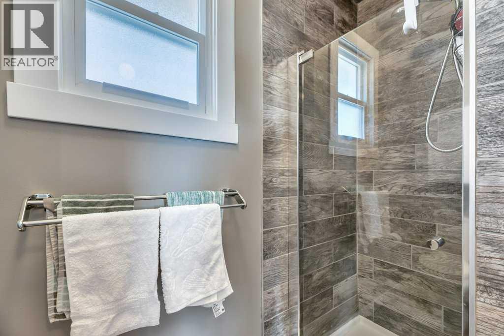 Photo 26 of 3112 107 Avenue Sw, Calgary AB