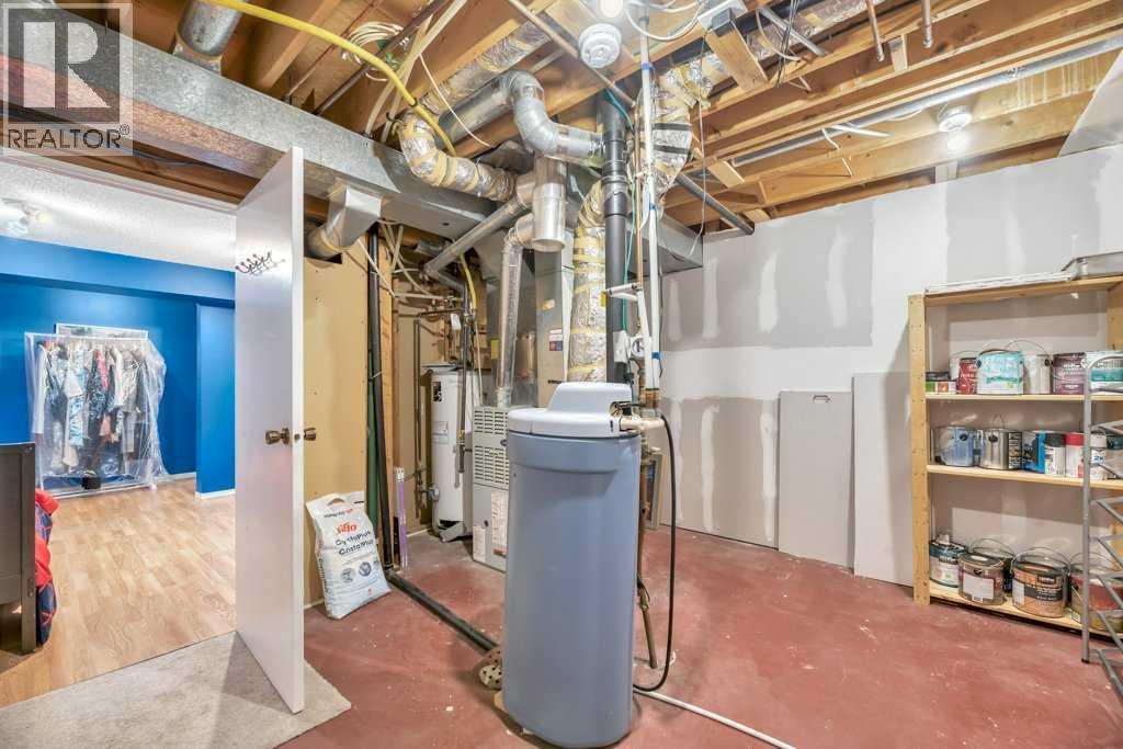 Photo 37 of 3112 107 Avenue Sw, Calgary AB